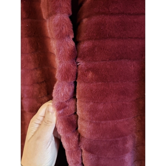 Sam Edelman Burgundy Janet Faux Fur Coat - Picture 5 of 10
